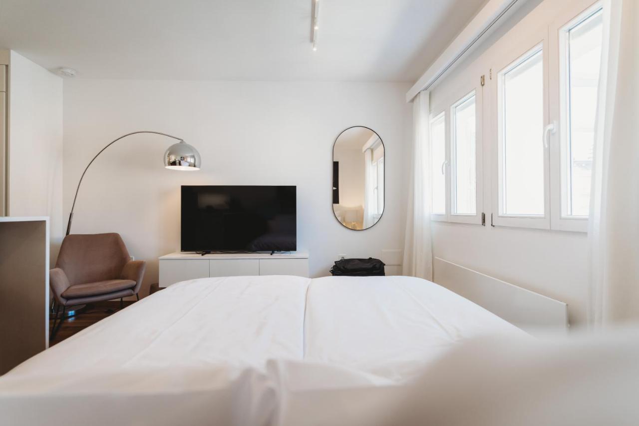 Apartment Romantic Jump Overlooking River, Free Parking Ljubljana